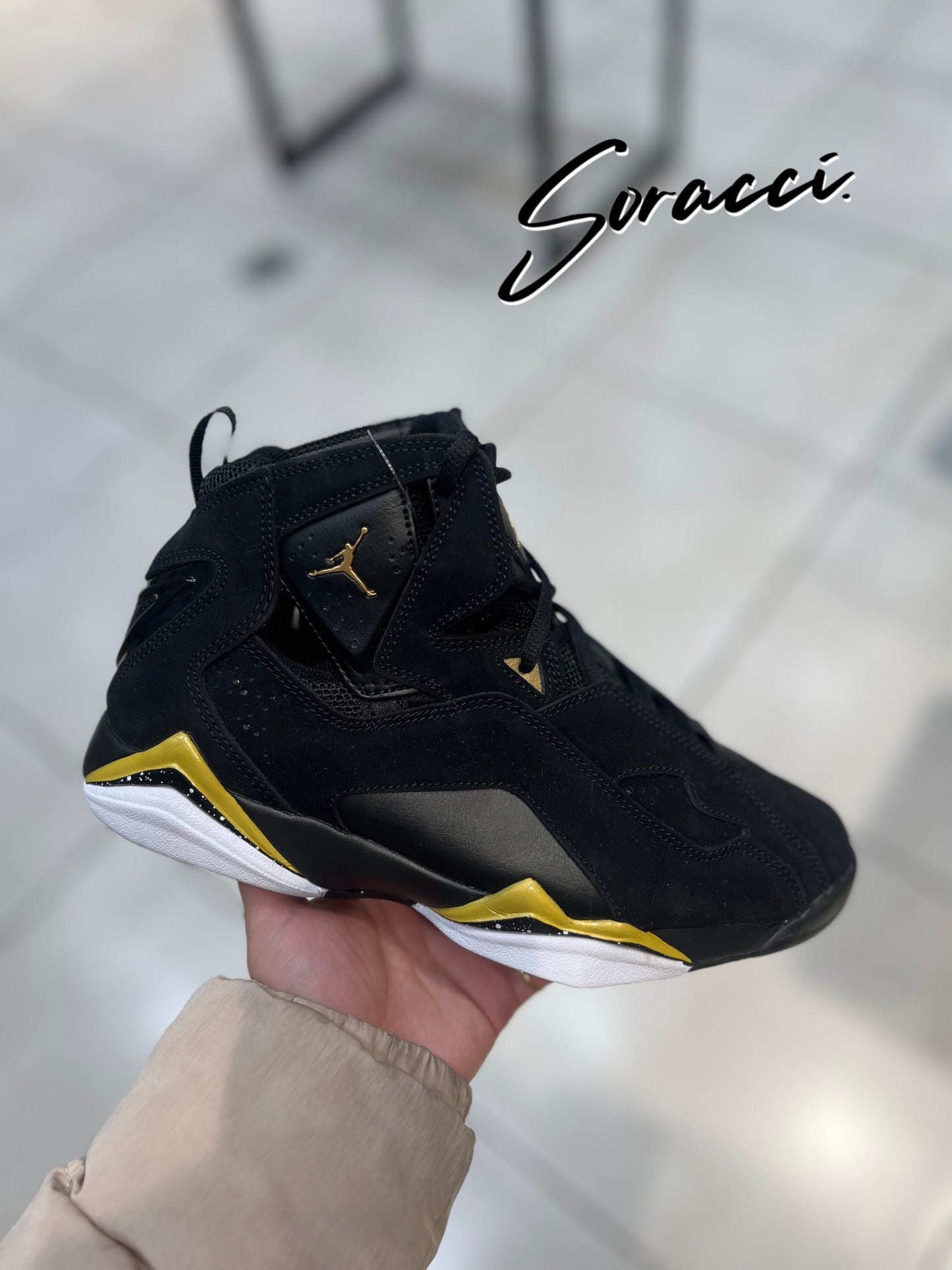 Jordan True Flight