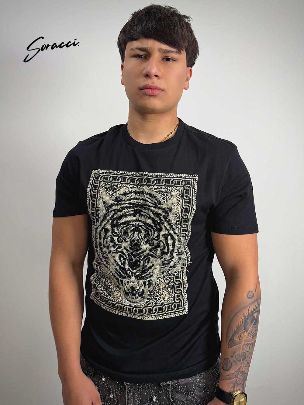 Polera  GUESS