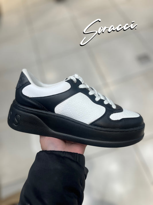 Zapatilla guess