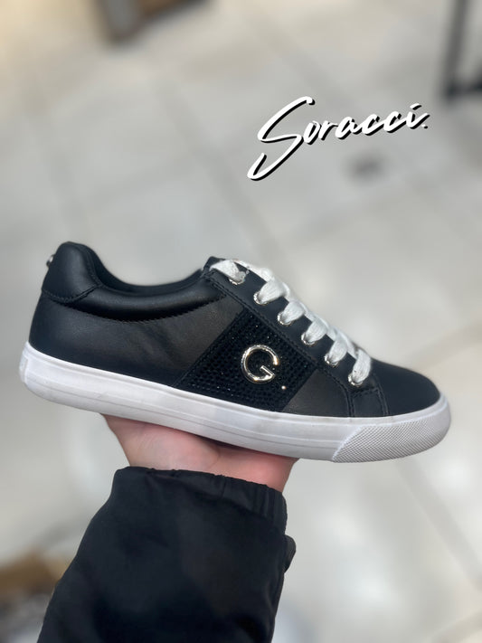 Zapatilla guess negra dama