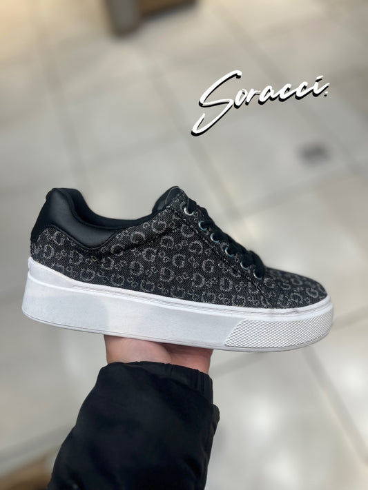 Zapatilla GUESS multilogo