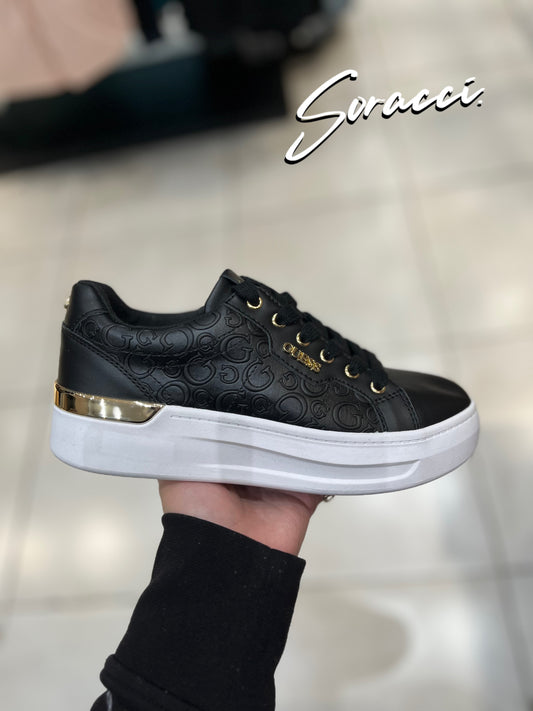 Zapatillas negras guess